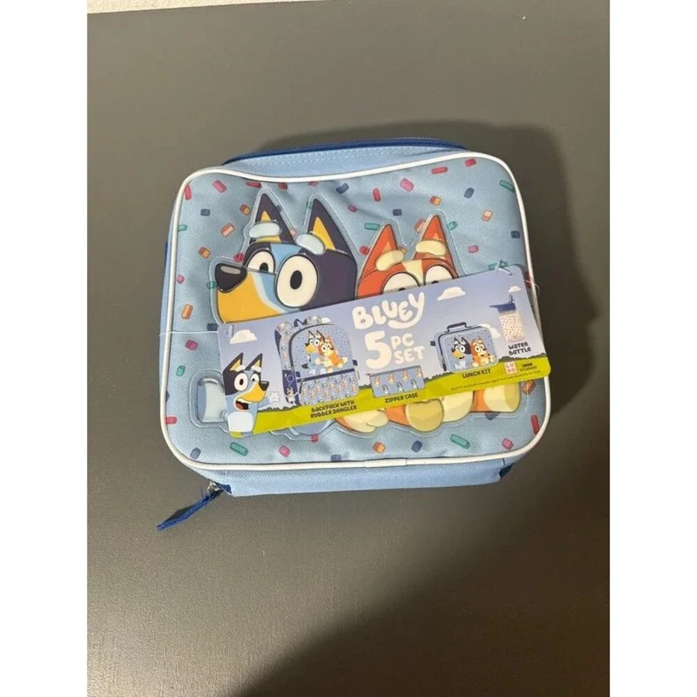 Nwt bluey lunchbox